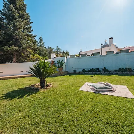 Helloapulia Trulli Giulia Villa